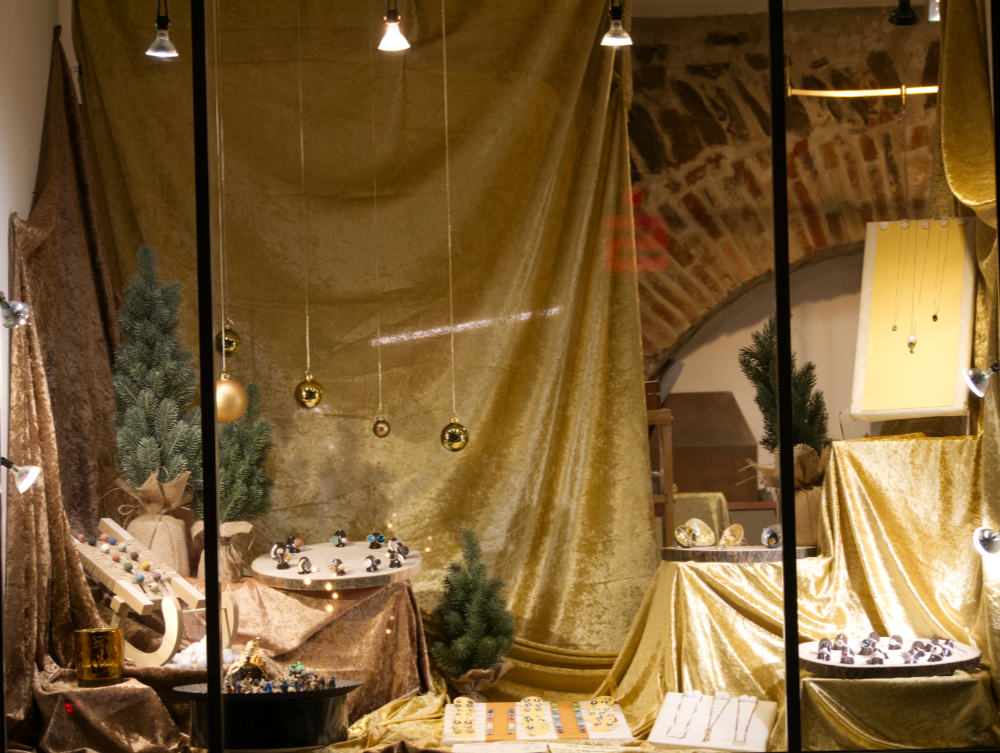 Julia Zanella November 24 1100728