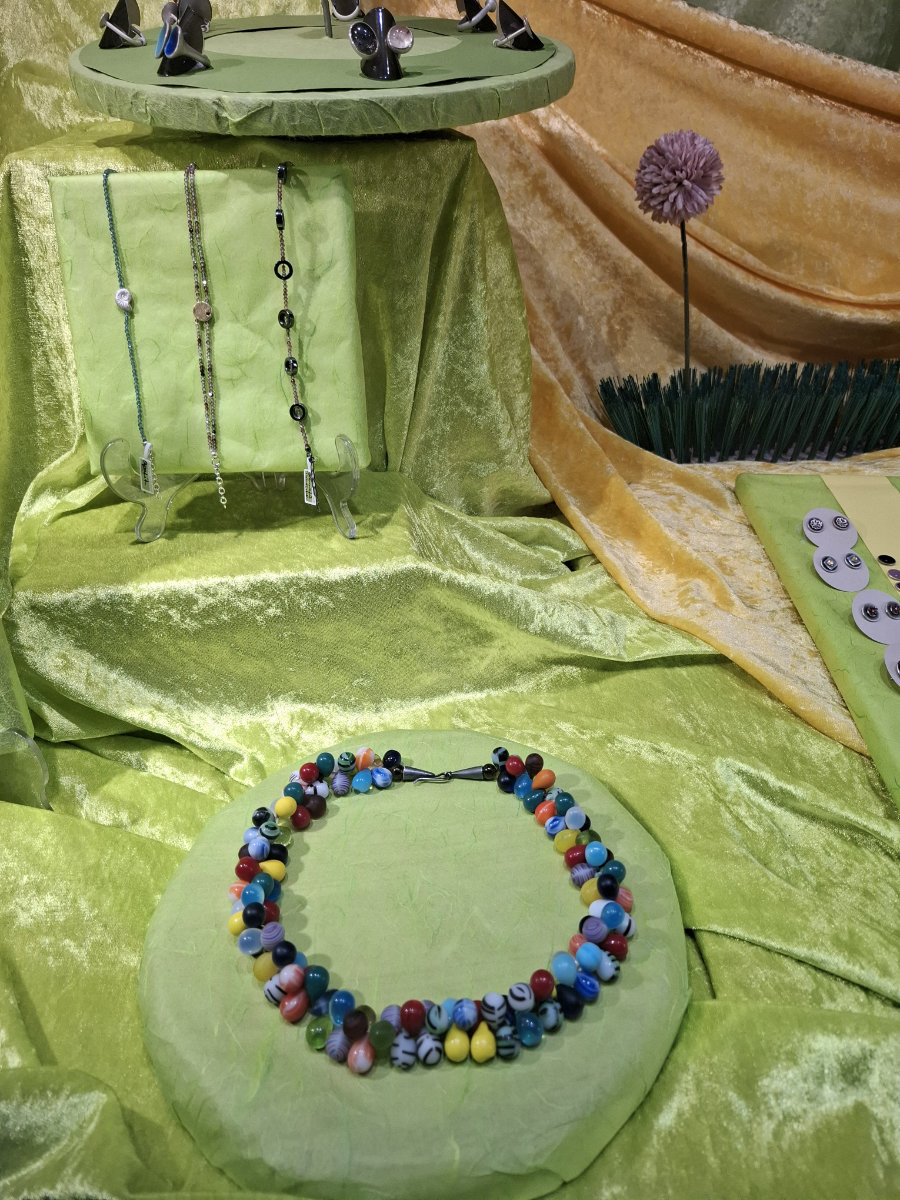 Julia Zanelle Schaufenster 2026 1 1000065544