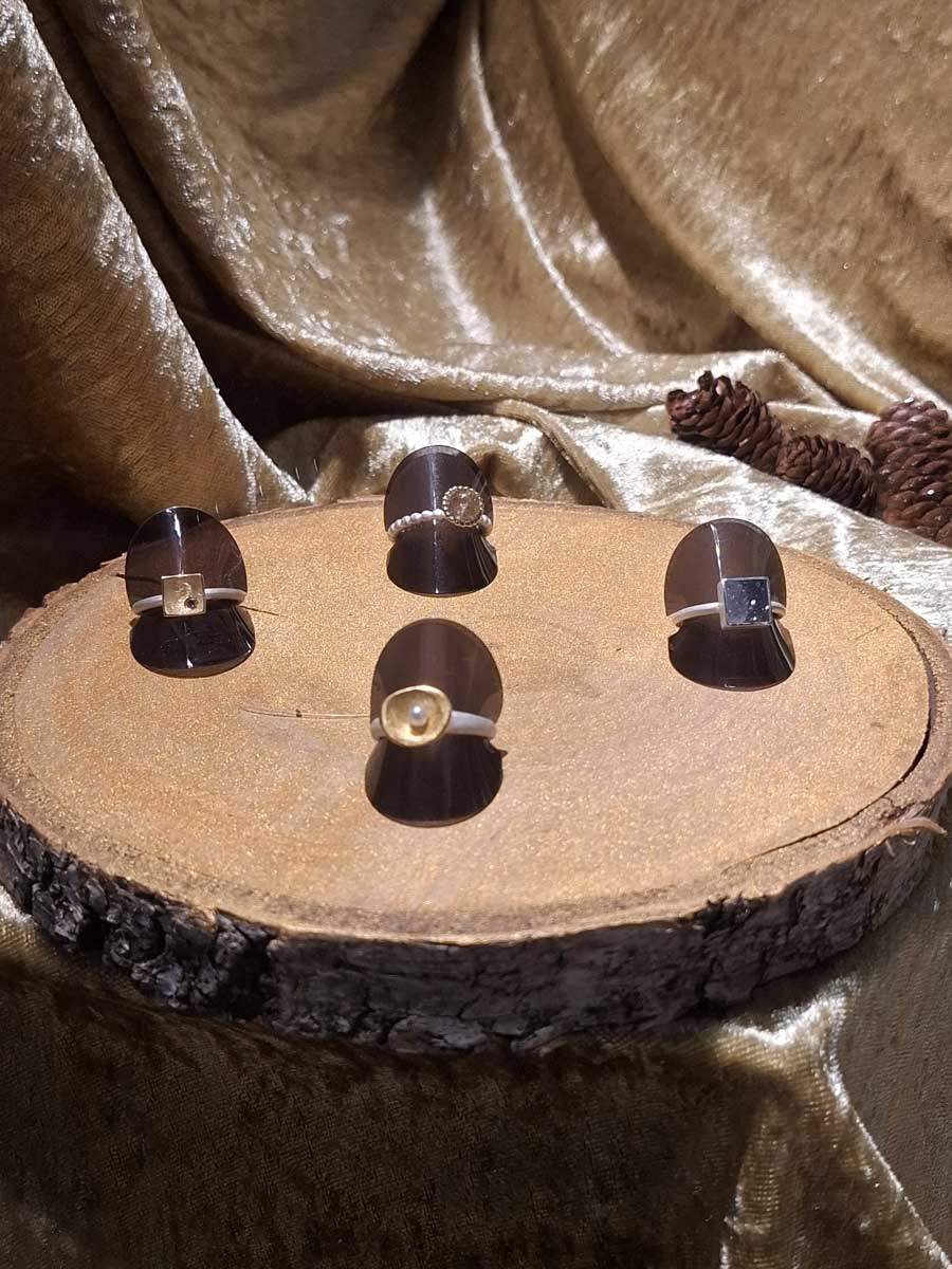 Julia Zanella 11 25 1000056139